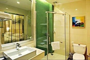 Nanchang Oriental Lark Hotel エクステリア 写真